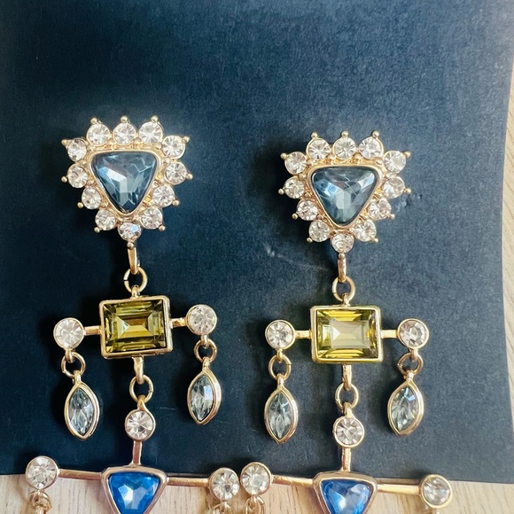 NEW Lulu's Gold and Blue Statement Earrings✨ - Picture 6 of 8